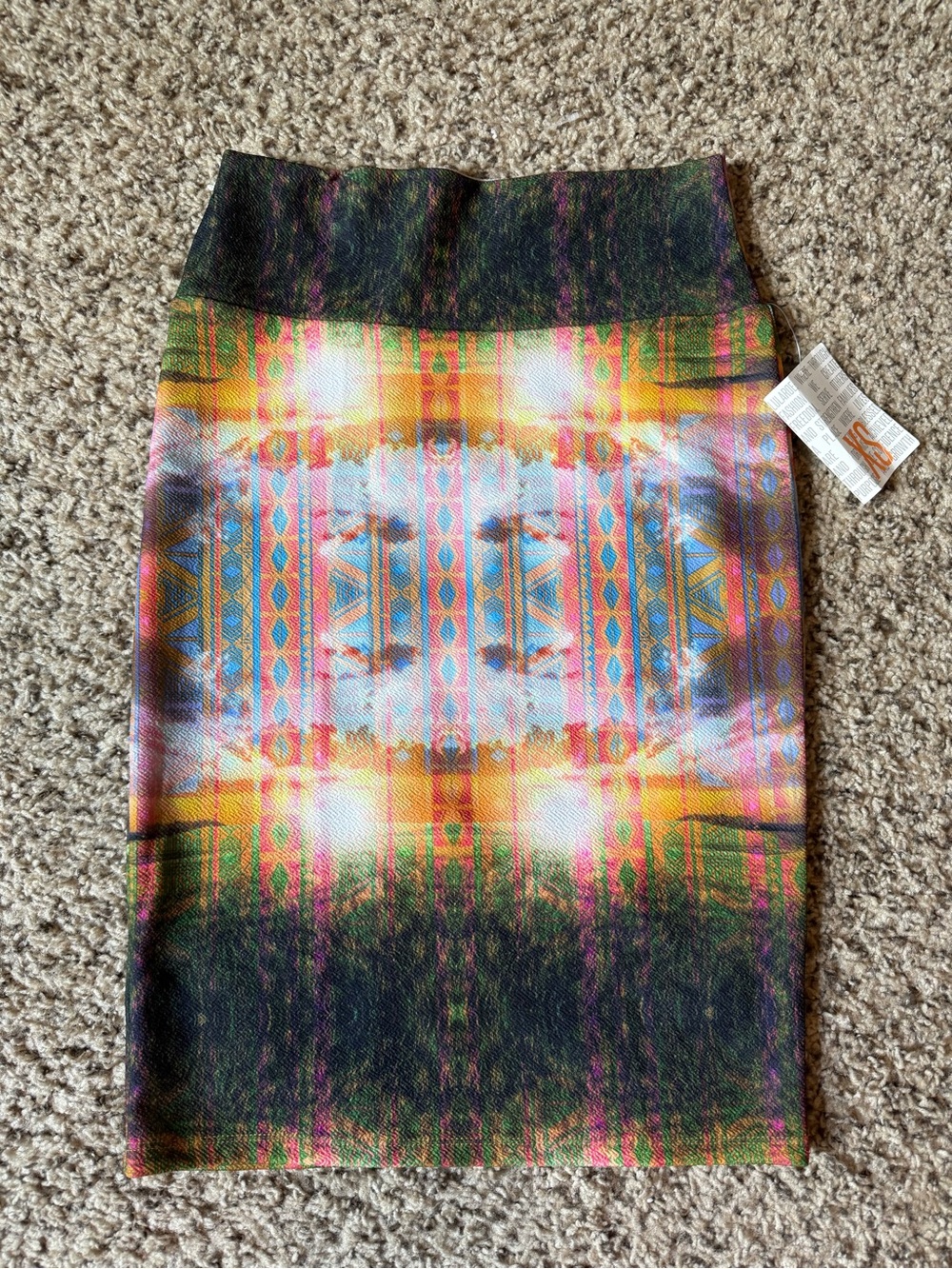 LuLaRoe Cassie Women's Multicolor Patterned Pencil Skirt